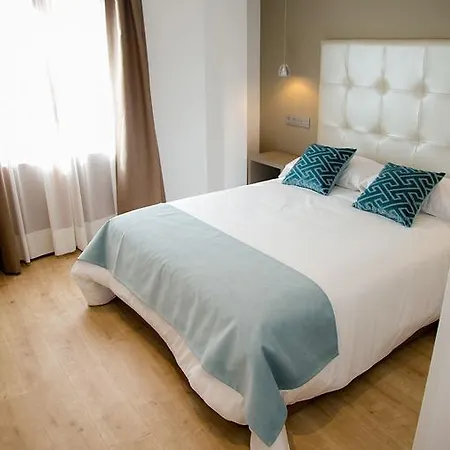 Hab Urban Guest house *