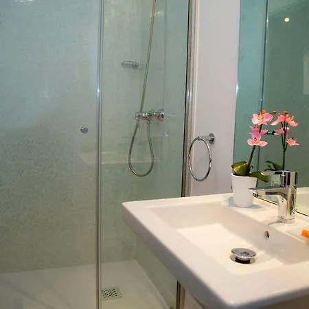 Hab Urban Гостевой дом Сеговия