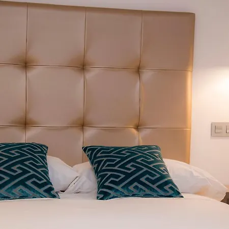 Hab Urban Penzion 3*