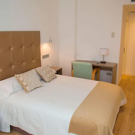 Hab Urban Guest house *